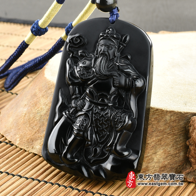 黑曜石關公項鍊玉珮右側照片 黑曜石關公項鍊玉珮（關聖帝君：關公牌黑曜石關公玉珮、黑曜石關公玉墜）。全黑黑曜石關公，KG269。客製化訂做各種黑曜石關公吊墜玉珮項鍊。★附東方翡翠寶石保證卡