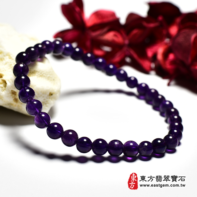 紫水晶手鍊背面照片 紫水晶手鍊(紫水晶珠子，珠徑約6.3mm，OPB092) 客製化設計各種紫水晶珠串、紫水晶珠子、紫水晶手鍊、紫水晶手珠。★附東方翡翠寶石保證卡