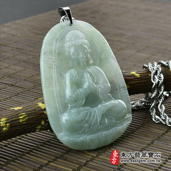 佛祖  左側照片 （已出售勿下標，可訂做）翡翠佛祖項鍊玉珮（釋迦牟尼佛：佛祖牌A貨翡翠佛祖玉珮、緬甸玉佛祖玉墜）。淡綠色糯種佛祖，FD393。客製化訂做各種翡翠佛祖吊墜玉珮項鍊。★附A貨翡翠雙證書