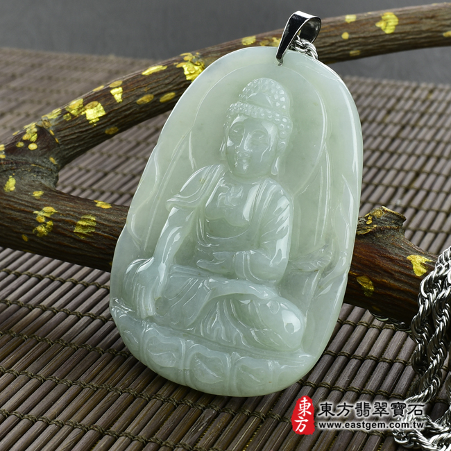 佛祖  右側照片 （已出售勿下標，可訂做）翡翠佛祖項鍊玉珮（釋迦牟尼佛：佛祖牌A貨翡翠佛祖玉珮、緬甸玉佛祖玉墜）。淡綠色糯種佛祖，FD394。客製化訂做各種翡翠佛祖吊墜玉珮項鍊。★附A貨翡翠雙證書