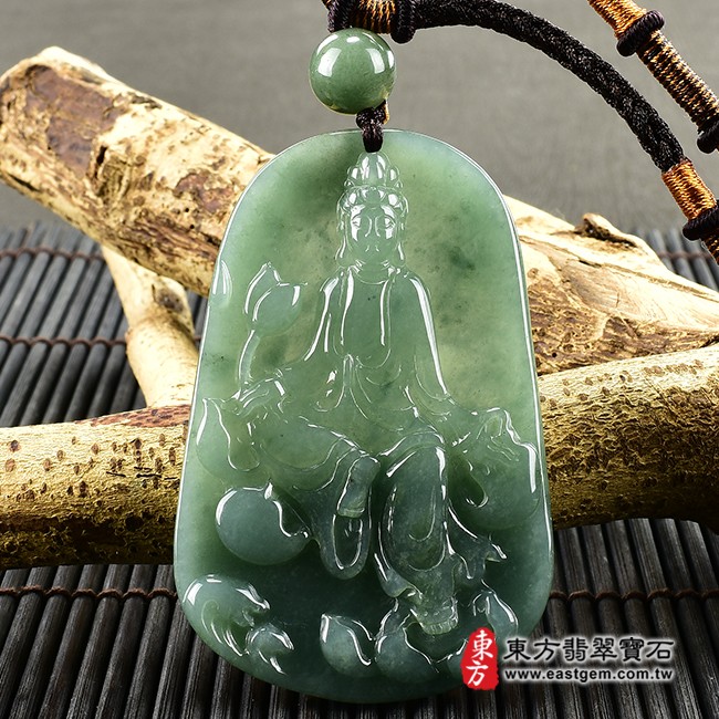 大勢至菩薩項鍊玉珮正面照片  翡翠大勢至菩薩項鍊玉珮（大勢至菩薩：大勢至菩薩牌A貨翡翠大勢至菩薩玉珮、緬甸玉大勢至菩薩玉墜）。綠色糯種大勢至菩薩，GY1116。客製化訂做各種翡翠大勢至菩薩吊墜玉珮項鍊。★附A貨翡翠雙證書