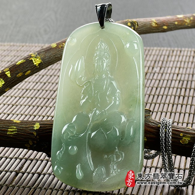 觀音項鍊玉珮右側照片  翡翠觀音項鍊玉珮（觀世音菩薩，寶瓶灑聖水觀音：觀音牌A貨翡翠觀音玉珮、緬甸玉觀音玉墜）。綠色糯種帶飄花觀音，GY384。客製化訂做各種翡翠觀音吊墜玉珮項鍊。★附A貨翡翠雙證書