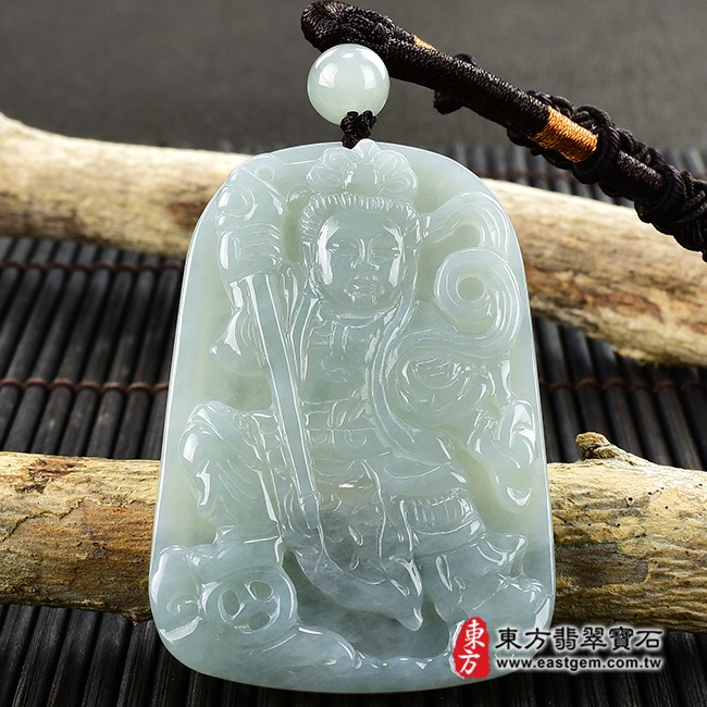 哪吒三太子項鍊玉珮正面照片  翡翠哪吒三太子項鍊玉珮（中壇元帥、哪吒：哪吒三太子牌A貨翡翠三太子玉珮、緬甸玉哪吒三太子玉墜）。綠色油青糯種三太子，TT060。客製化訂做各種翡翠哪吒三太子吊墜玉珮項鍊。★附A貨翡翠雙證書