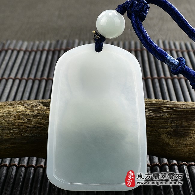 阿彌陀佛項鍊玉珮背面照片  翡翠阿彌陀佛項鍊玉珮（阿彌陀佛：阿彌陀佛牌A貨翡翠阿彌陀佛玉珮、緬甸玉阿彌陀佛玉墜）。淡綠色糯種阿彌陀佛，FD464。客製化訂做各種翡翠阿彌陀佛吊墜玉珮項鍊。★附A貨翡翠雙證書