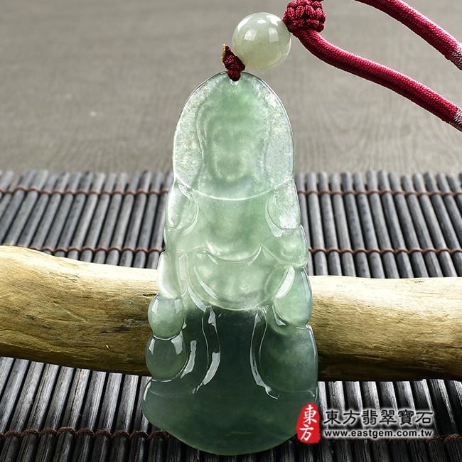 觀音項鍊玉珮背面照片  翡翠觀音項鍊玉珮（觀世音菩薩：觀音牌A貨翡翠觀音玉珮、緬甸玉觀音玉墜）。綠色糯種觀音，GY1189。客製化訂做各種翡翠觀音吊墜玉珮項鍊。★附A貨翡翠雙證書