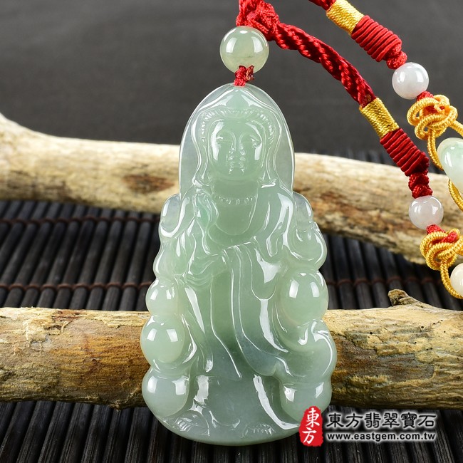 觀音項鍊玉珮正面照片  翡翠觀音項鍊玉珮（觀世音菩薩：觀音牌A貨翡翠觀音玉珮、緬甸玉觀世音菩薩玉墜）。綠色糯種觀音，GY1289。客製化訂做各種翡翠觀音吊墜玉珮項鍊。★附A貨翡翠雙證書