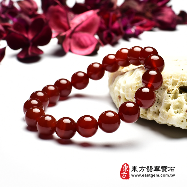 紅瑪瑙手鍊右側照片 紅瑪瑙手鍊(紅瑪瑙珠子，珠徑約10mm，19顆珠，OML280) 客製化設計各種紅瑪瑙珠串、紅瑪瑙珠子、紅瑪瑙手鍊、紅瑪瑙手珠。★附東方翡翠寶石保證卡