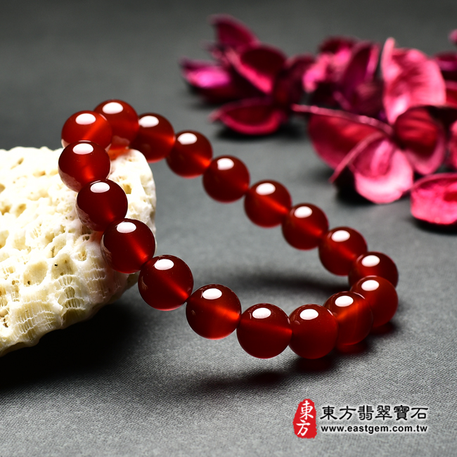 紅瑪瑙手鍊左側照片 紅瑪瑙手鍊(紅瑪瑙珠子，珠徑約10mm，19顆珠，OML285) 客製化設計各種紅瑪瑙珠串、紅瑪瑙珠子、紅瑪瑙手鍊、紅瑪瑙手珠。★附東方翡翠寶石保證卡