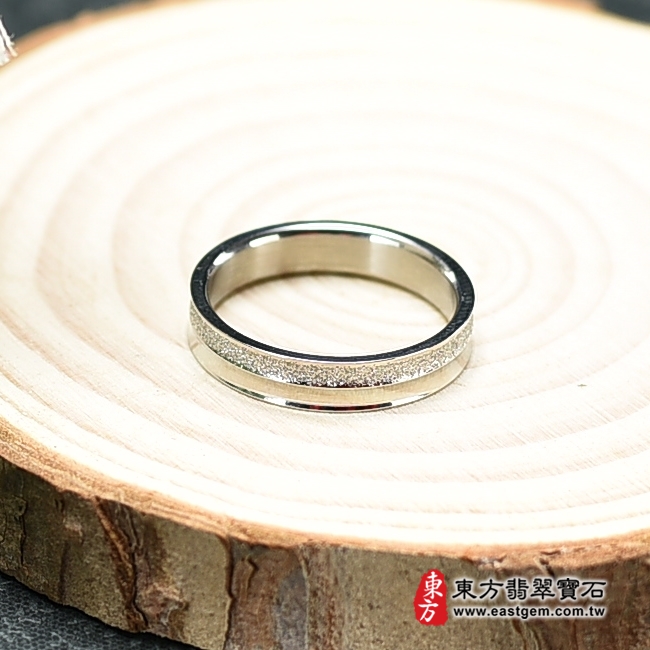 不鏽鋼戒指（不鏽鋼戒指，結婚戒指、結婚對戒、男女對戒）。國際圍12.5，RSD041。客製化訂做各種不鏽鋼不透鋼戒指吊墜項鍊。★附東方翡翠寶石保證卡