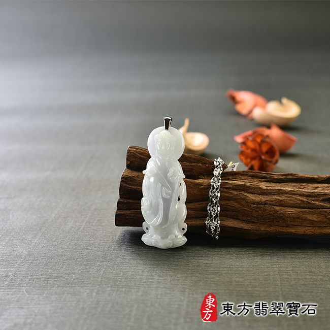 全景翡翠觀音項鍊玉珮（觀世音菩薩：觀音牌A貨翡翠觀音玉珮、緬甸玉觀世音菩薩玉墜）。糯種淡綠加紫觀世音菩薩，GY1504。客製化訂做各種翡翠觀音吊墜玉珮項鍊。★附A貨翡翠雙證書