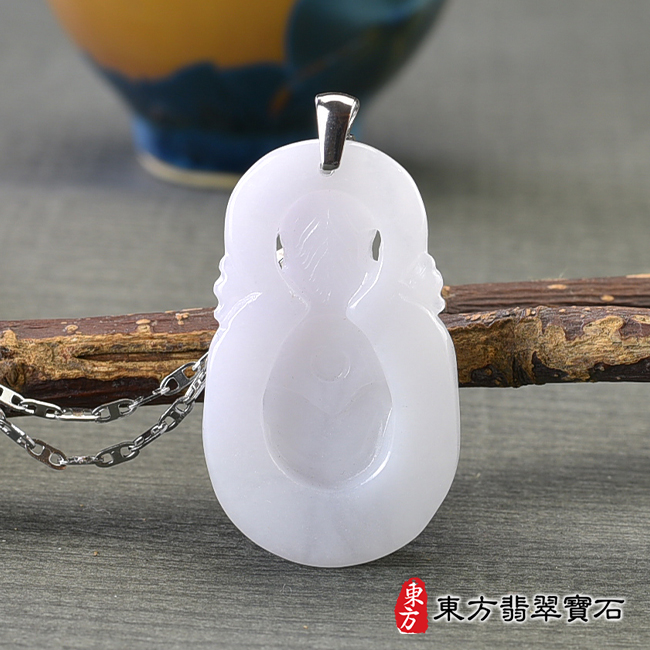 背面翡翠觀世音菩薩項鍊玉珮（觀世音菩薩，寶瓶觀音：觀世音菩薩牌A貨翡翠觀世音菩薩玉珮、緬甸玉觀世音菩薩玉墜）。糯種白色觀世音菩薩，GY1538。客製化訂做各種翡翠觀世音菩薩吊墜玉珮項鍊。★附A貨翡翠雙證書