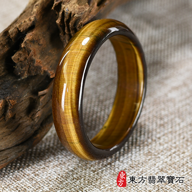 虎眼石手鐲。（咖啡色 黃色相間 一些黑點，圓鐲17.5，TE011）。客製化訂做各種虎眼石手鐲。★附東方翡翠寶石雙證書