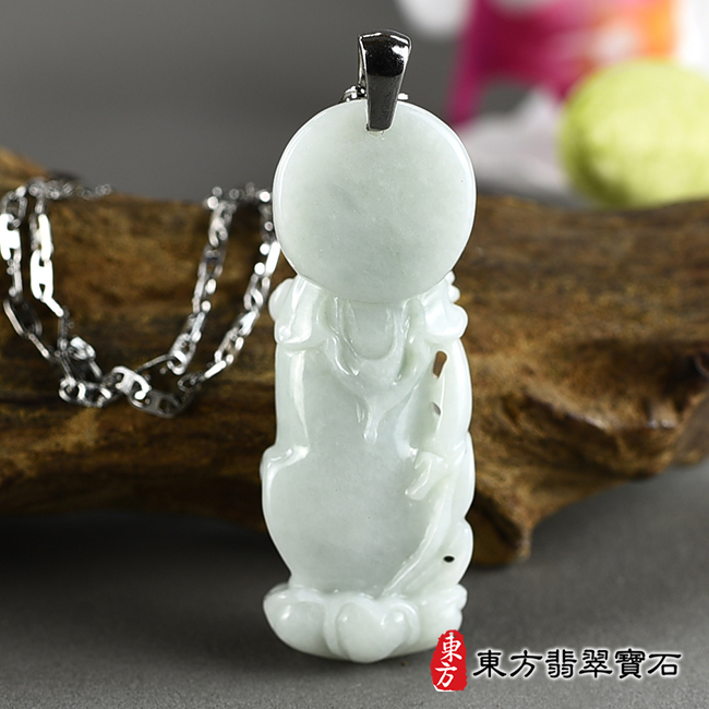 翡翠觀音項鍊玉珮背面（觀世音菩薩：觀音牌A貨翡翠觀音玉珮、緬甸玉觀世音菩薩玉墜）。綠翡細豆種觀音，GY1603。客製化訂做各種翡翠觀音吊墜玉珮項鍊。★附A貨翡翠雙證書