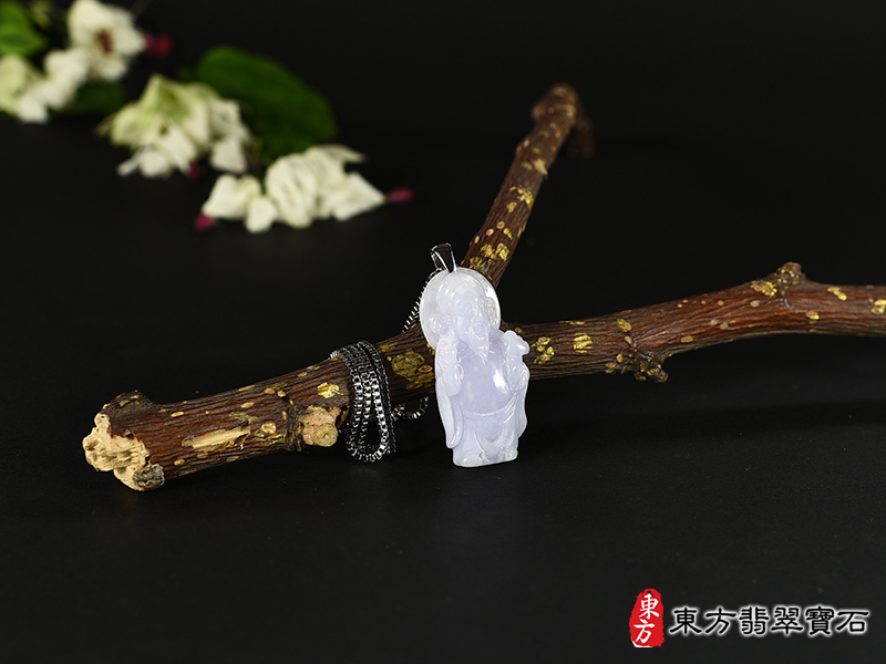 意境翡翠福德正神土地公財神爺項鍊玉珮（福德正神土地公財神爺：福德正神土地公財神爺牌A貨翡翠福德正神土地公財神爺玉珮、緬甸玉福德正神土地公財神爺玉墜）。紫色糯種福德正神土地公財神爺，CG031。客製化訂做各種翡翠福德正神土地公財神爺吊墜玉珮項鍊。★附A貨翡翠雙證書