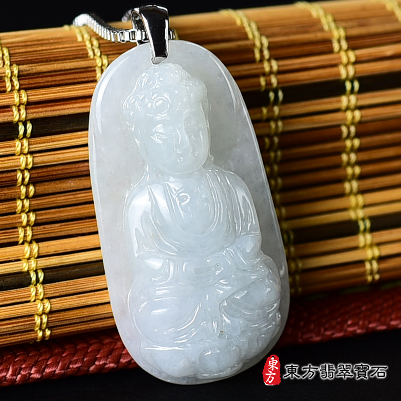 左側翡翠阿彌陀佛項鍊玉珮（阿彌陀佛：阿彌陀佛牌A貨翡翠阿彌陀佛玉珮、緬甸玉阿彌陀佛玉墜）。翡翠阿彌陀佛，FD626。客製化訂做各種翡翠阿彌陀佛吊墜玉珮項鍊。★附A貨翡翠雙證書