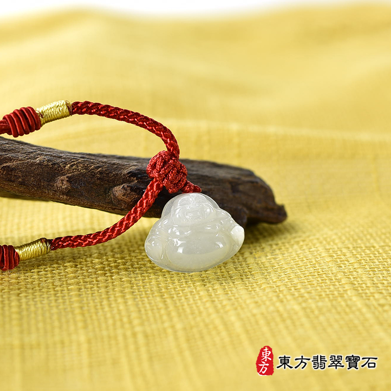 左側翡翠彌勒佛項鍊玉珮（彌勒佛：彌勒佛牌A貨翡翠彌勒佛玉珮、緬甸玉彌勒佛玉墜）。綠色糯種彌勒佛，ML275。客製化訂做各種翡翠彌勒佛吊墜玉珮項鍊。★附A貨翡翠雙證書