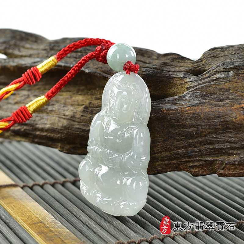 右側翡翠觀音項鍊玉珮（觀世音菩薩：觀音牌A貨翡翠觀音玉珮、緬甸玉觀世音菩薩玉墜）。綠色糯種翡翠觀音，GY1813。客製化訂做各種翡翠觀音吊墜玉珮項鍊。★附A貨翡翠雙證書