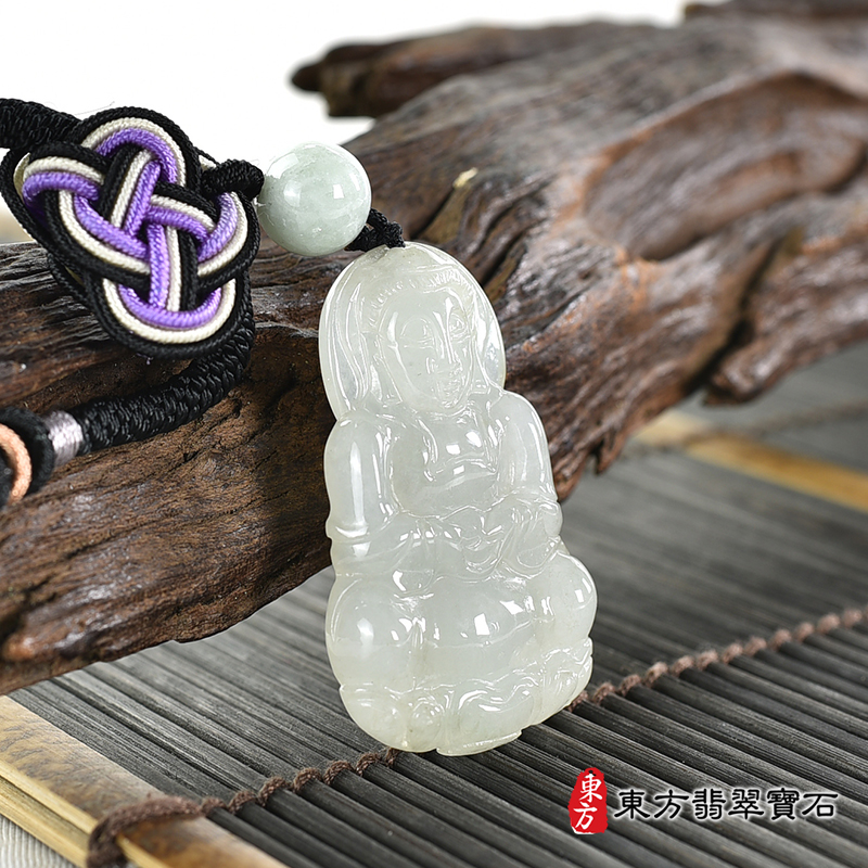 左側翡翠觀音項鍊玉珮（觀世音菩薩：觀音牌A貨翡翠觀音玉珮、緬甸玉觀世音菩薩玉墜）。綠色糯種翡翠觀音，GY1823。客製化訂做各種翡翠觀音吊墜玉珮項鍊。★附A貨翡翠雙證書
