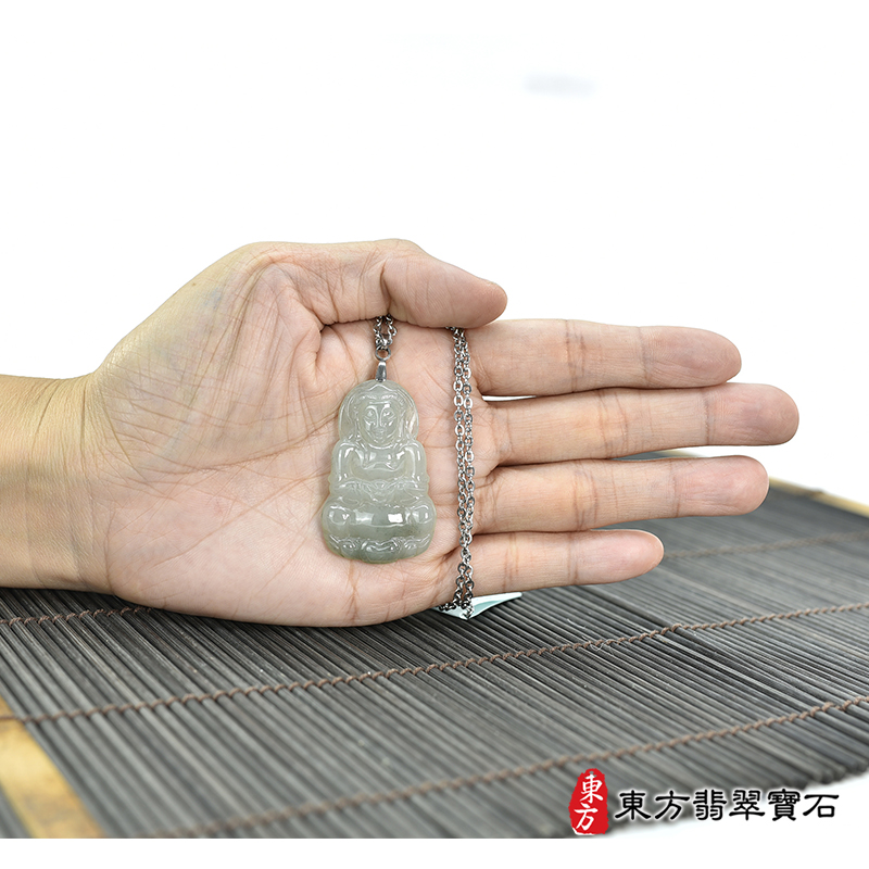 大小翡翠觀音項鍊玉珮（觀世音菩薩：觀音牌A貨翡翠觀音玉珮、緬甸玉觀世音菩薩玉墜）。綠色糯豆種翡翠觀音，GY1826。客製化訂做各種翡翠觀音吊墜玉珮項鍊。★附A貨翡翠雙證書