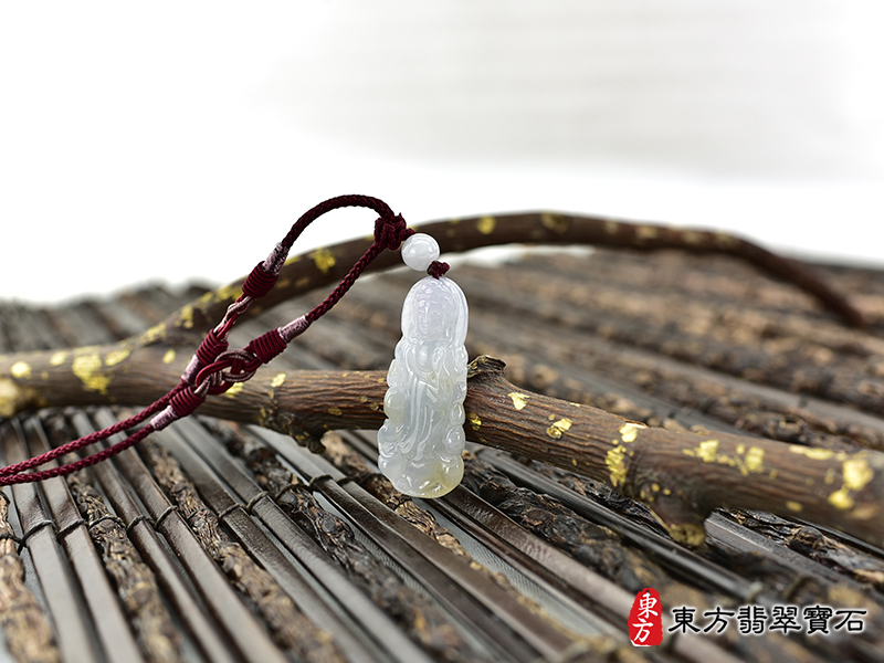 意境翡翠觀音項鍊玉珮（觀世音菩薩：觀音牌A貨翡翠觀音玉珮、緬甸玉觀世音菩薩玉墜）。綠色糯種翡翠觀音，GY1880。客製化訂做各種翡翠觀音吊墜玉珮項鍊。★附A貨翡翠雙證書