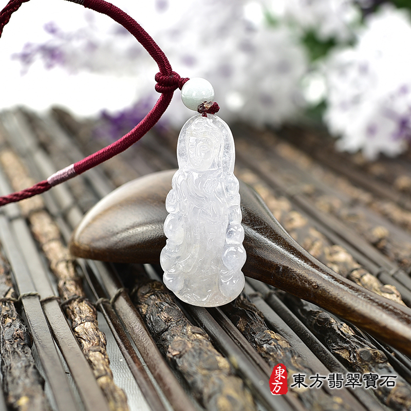 右側翡翠灑水觀音項鍊玉珮（觀世音菩薩：觀音牌A貨翡翠觀音玉珮、緬甸玉觀世音菩薩玉墜）。糯種翡翠觀音，GY1942。客製化訂做各種翡翠觀音吊墜玉珮項鍊。★附A貨翡翠雙證書