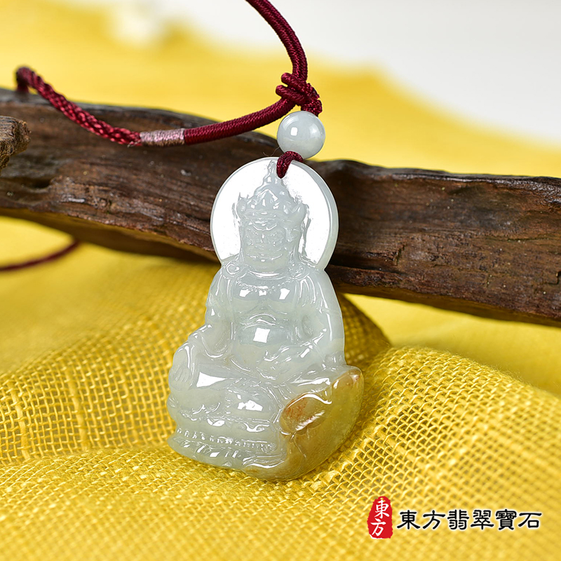 右側翡翠不動明王項鍊玉珮（不動明王：不動明王牌A貨翡翠不動明王玉珮、緬甸玉不動明王玉墜）。褐黃色糯種不動明王，FD710。客製化訂做各種翡翠不動明王吊墜玉珮項鍊。★附A貨翡翠雙證書