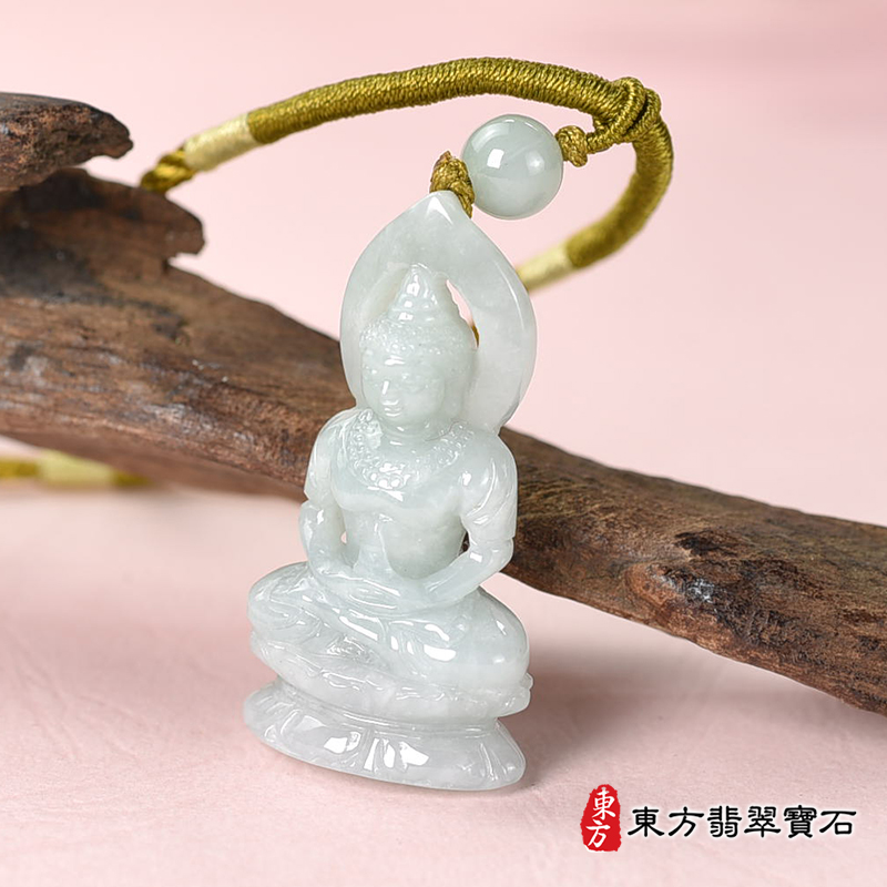 右側翡翠藥師佛項鍊玉珮（藥師佛：藥師佛牌A貨翡翠藥師佛玉珮、緬甸玉藥師佛玉墜）。綠色糯種藥師佛，FD712。客製化訂做各種翡翠藥師佛吊墜玉珮項鍊。★附A貨翡翠雙證書