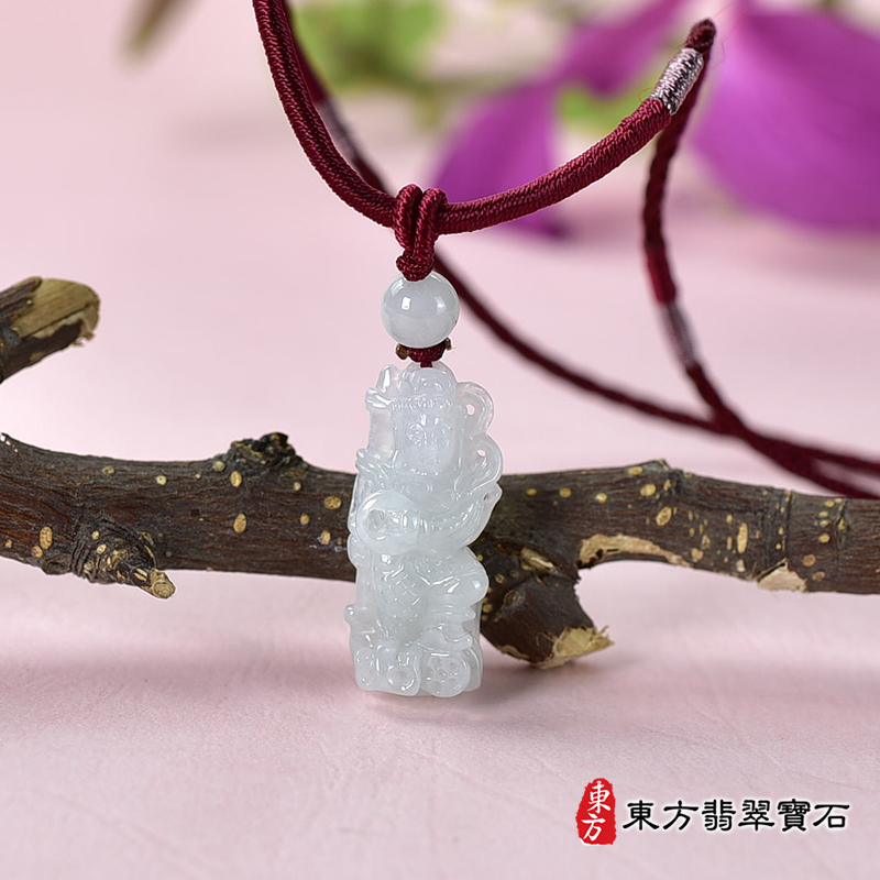 正面翡翠三太子項鍊玉珮（中壇元帥、哪吒：三太子牌A貨翡翠三太子玉珮、緬甸玉哪吒三太子玉墜）。淡綠色糯種三太子，TT184。客製化訂做各種翡翠哪吒三太子吊墜玉珮項鍊。★附A貨翡翠雙證書
