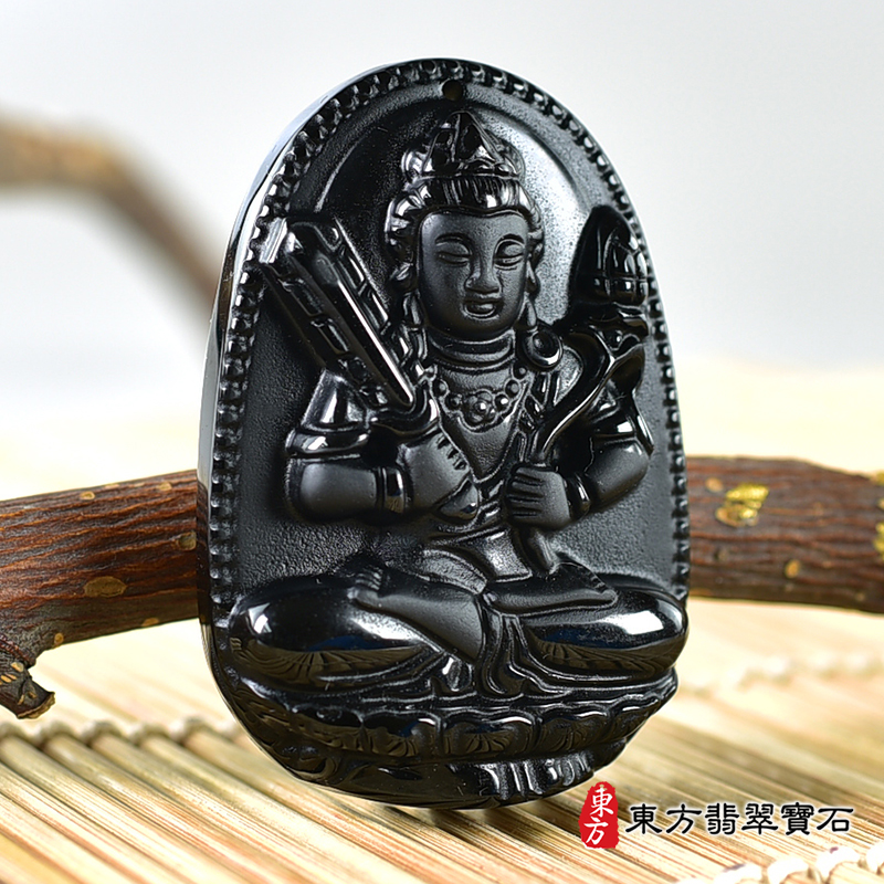 左側（已出售勿下標，可訂做）黑曜石虛空藏菩薩項鍊玉珮（虛空藏菩薩：虛空藏菩薩牌黑曜石虛空藏菩薩玉珮、黑曜石虛空藏菩薩玉墜）黑曜石虛空藏菩薩，GY2013。客製化訂做各種黑曜石虛空藏菩薩吊墜玉珮項鍊。★附東方翡翠寶石保證卡