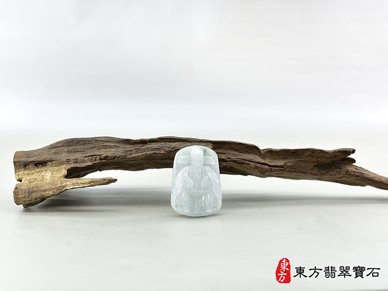 意境（已出售勿下標，可訂做）翡翠陰陽司、陰陽司公、陰陽司爺、陰陽公、黑白郎君項鍊玉珮（黑白郎君：黑白郎君牌A貨翡翠黑白郎君玉珮、緬甸玉黑白郎君玉墜）。白底青黑白郎君，KN234。客製化訂做各種翡翠黑白郎君吊墜玉珮項鍊。★附A貨翡翠雙證書