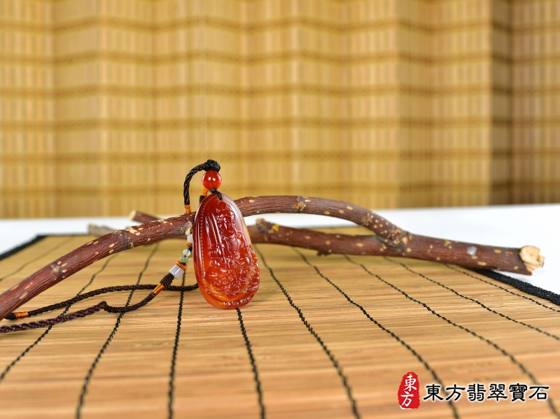 意境-紅瑪瑙文殊菩薩項鍊玉珮（文殊菩薩：文殊菩薩牌紅瑪瑙文殊菩薩玉珮、紅瑪瑙文殊菩薩玉墜）。紅瑪瑙文殊菩薩，WS187。客製化訂做各種紅瑪瑙文殊菩薩吊墜玉珮項鍊。★附東方翡翠寶石保證卡