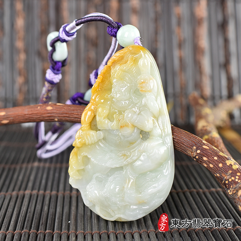 右側翡翠不動明王項鍊玉珮（不動明王：不動明王牌A貨翡翠不動明王玉珮、緬甸玉不動明王玉墜）。不動明王，FD719。客製化訂做各種翡翠不動明王吊墜玉珮項鍊。★附A貨翡翠雙證書