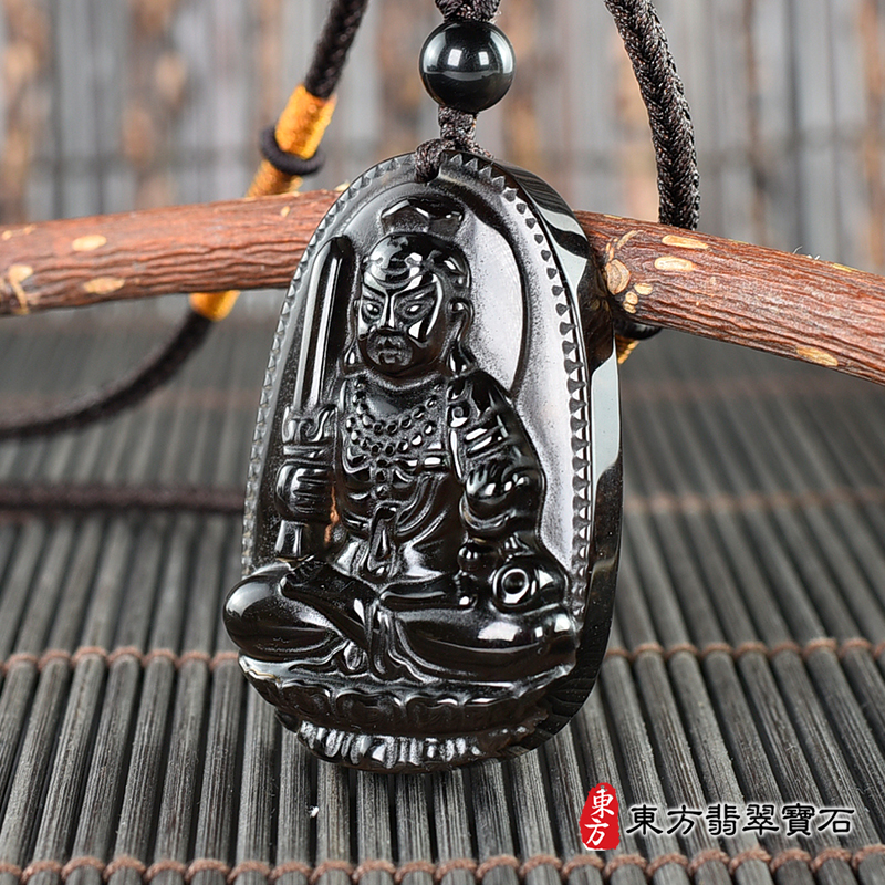 右側黑曜石不動明王項鍊玉珮（不動明王：不動明王牌黑曜石不動明王玉珮、黑曜石不動明王玉墜）全黑黑曜石不動明王，FD725。客製化訂做各種黑曜石不動明王吊墜玉珮項鍊。★附東方翡翠寶石保證卡