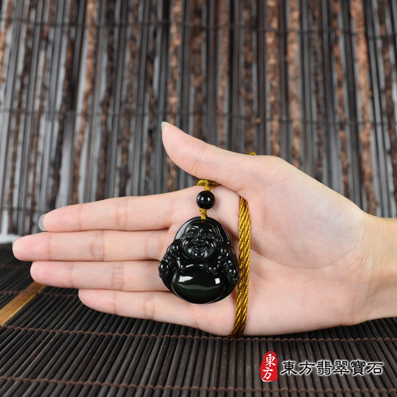 大小-金曜石彌勒佛項鍊玉珮（彌勒佛：彌勒佛牌金曜石彌勒佛玉珮、金曜石彌勒佛玉墜）。金曜石彌勒佛，ML323。客製化訂做各種金曜石彌勒佛吊墜玉珮項鍊。★附東方翡翠寶石保證卡