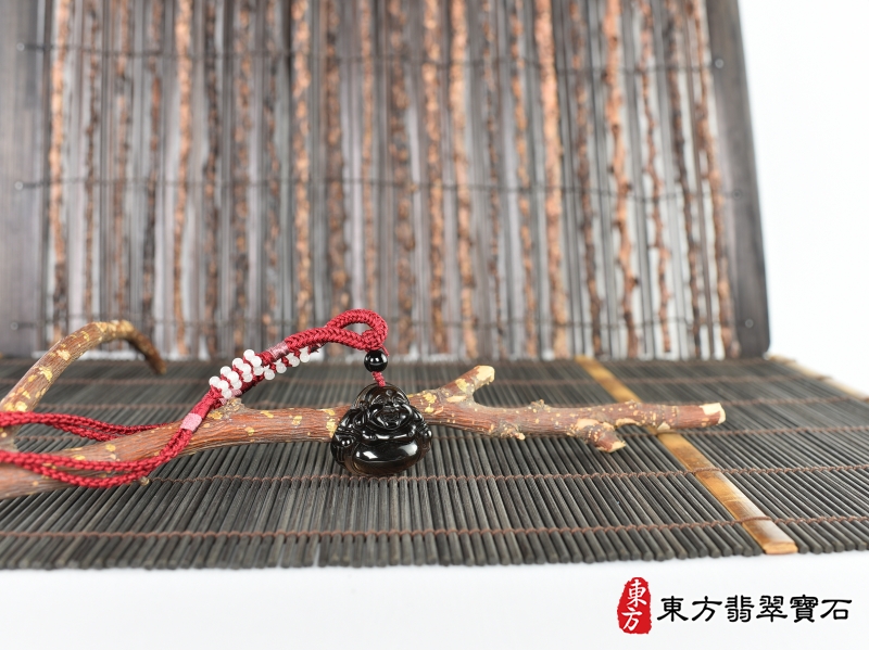 意境-黑曜石彌勒佛項鍊玉珮（彌勒佛：彌勒佛牌黑曜石彌勒佛玉珮、黑曜石彌勒佛玉墜）。黑曜石彌勒佛，ML327。客製化訂做各種黑曜石彌勒佛吊墜玉珮項鍊。★附東方翡翠寶石保證卡
