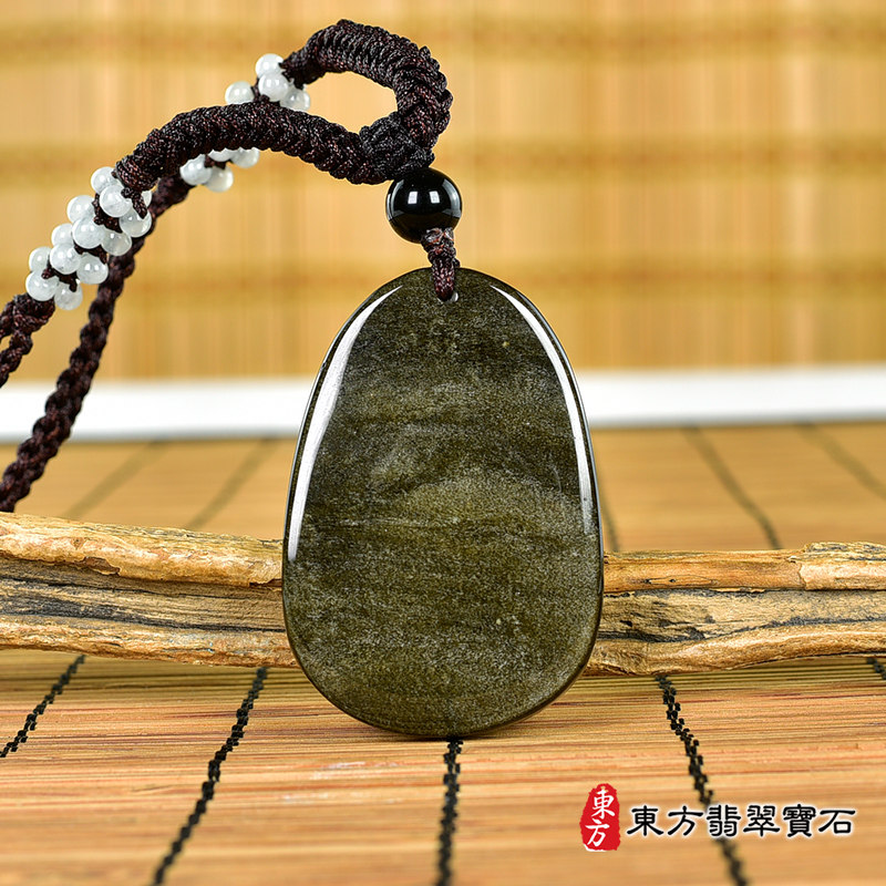 背面金曜石大日如來項鍊玉珮（大日如來：大日如來牌金曜石大日如來玉珮、金曜石大日如來玉墜）金曜石大日如來，FD739。客製化訂做各種金曜石大日如來吊墜玉珮項鍊。★附東方翡翠寶石保證卡