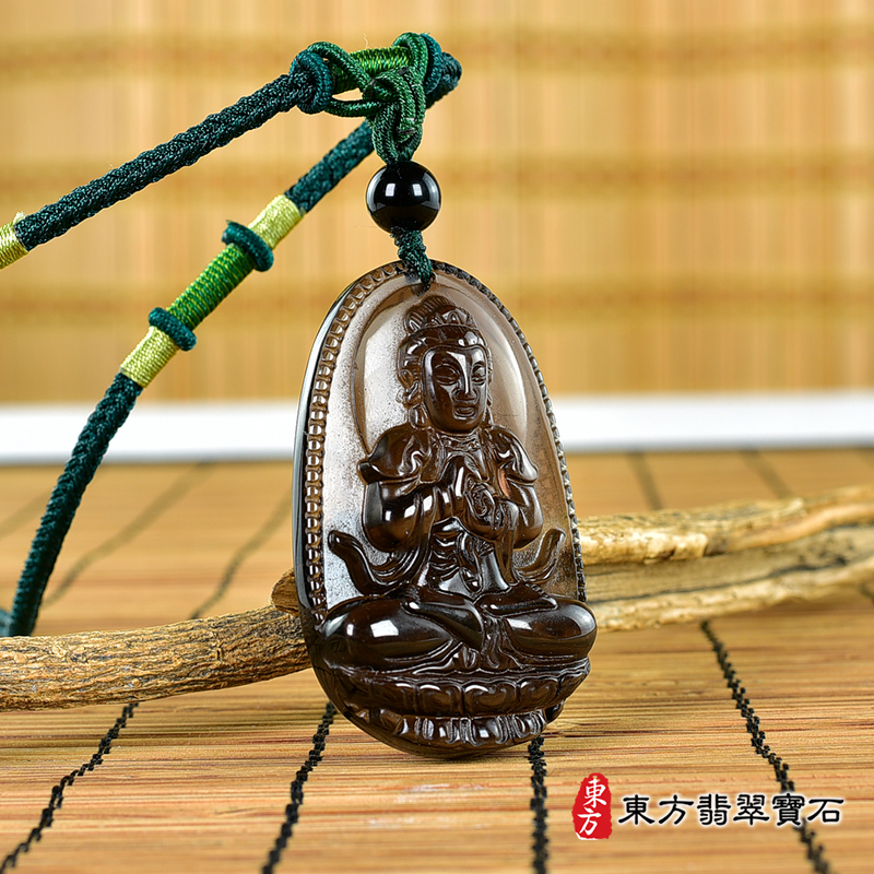 左側黑曜石大日如來項鍊玉珮（大日如來：大日如來牌黑曜石大日如來玉珮、黑曜石大日如來玉墜）黑曜石大日如來，FD742。客製化訂做各種黑曜石大日如來吊墜玉珮項鍊。★附東方翡翠寶石保證卡
