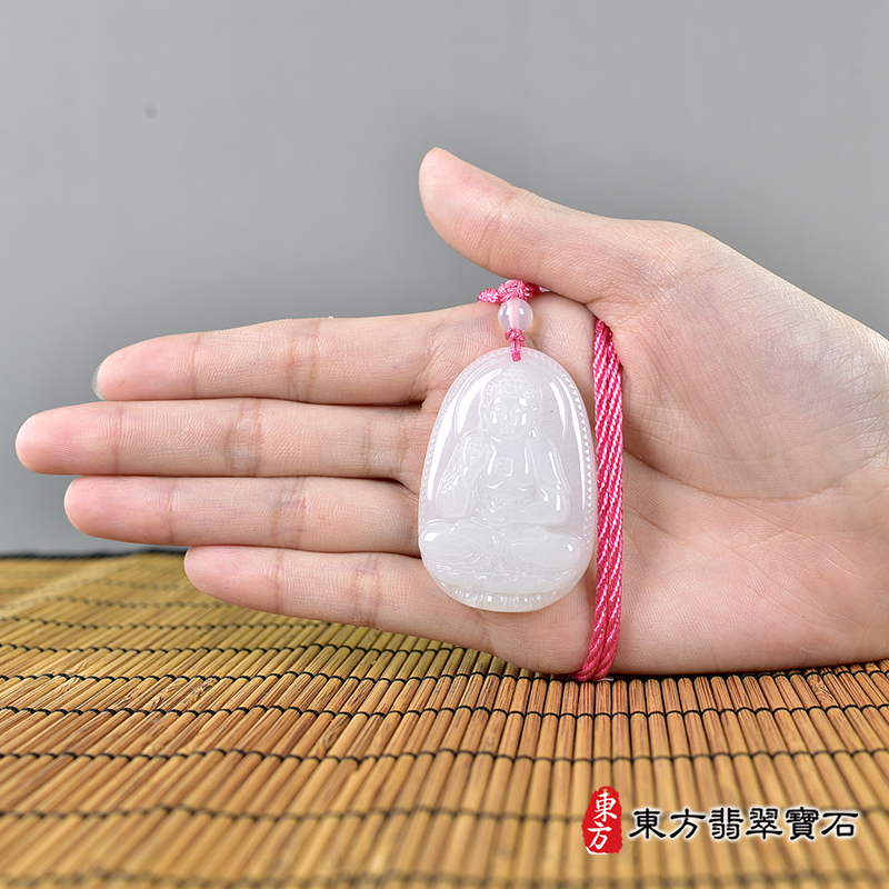大小新疆白玉阿彌陀佛項鍊玉珮（阿彌陀佛：阿彌陀佛牌新疆白玉阿彌陀佛玉珮、新疆白玉阿彌陀佛玉墜）新疆白玉阿彌陀佛，FD755。客製化訂做各種新疆白玉阿彌陀佛吊墜玉珮項鍊。★附東方翡翠寶石保證卡