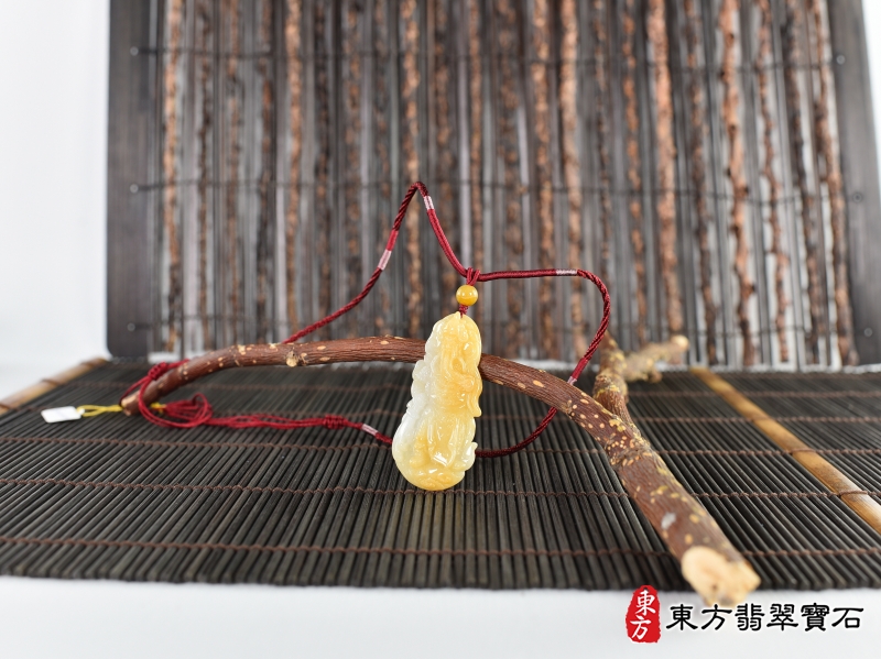 意境-翡翠關公項鍊玉珮（關聖帝君：關公牌A貨翡翠關公玉珮、緬甸玉關公玉墜）。關公，KG623。客製化訂做各種翡翠關公吊墜玉珮項鍊。★附A貨翡翠雙證書