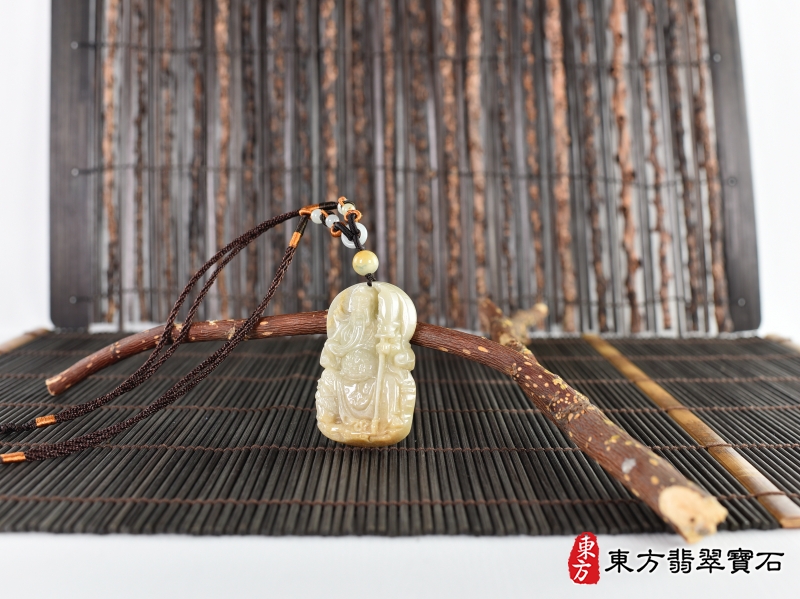 意境-翡翠關公項鍊玉珮（關聖帝君：關公牌A貨翡翠關公玉珮、緬甸玉關公玉墜）。關公，KG629。客製化訂做各種翡翠關公吊墜玉珮項鍊。★附A貨翡翠雙證書