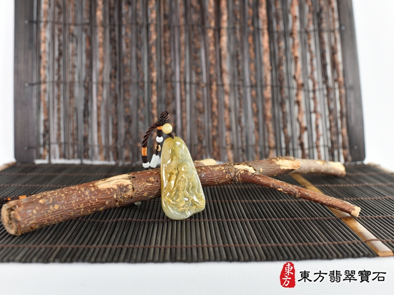 意境-翡翠關公項鍊玉珮（關聖帝君：關公牌A貨翡翠關公玉珮、緬甸玉關公玉墜）。關公，KG636。客製化訂做各種翡翠關公吊墜玉珮項鍊。★附A貨翡翠雙證書