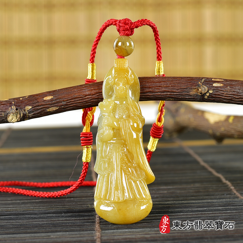 正面翡翠媽祖項鍊玉珮（天上聖母：媽祖牌A貨翡翠媽祖玉珮、緬甸玉媽祖玉墜）。綠色糯種媽祖，MD251。客製化訂做各種翡翠媽祖吊墜玉珮項鍊。★附A貨翡翠雙證書