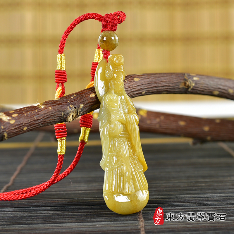 右側翡翠媽祖項鍊玉珮（天上聖母：媽祖牌A貨翡翠媽祖玉珮、緬甸玉媽祖玉墜）。綠色糯種媽祖，MD251。客製化訂做各種翡翠媽祖吊墜玉珮項鍊。★附A貨翡翠雙證書