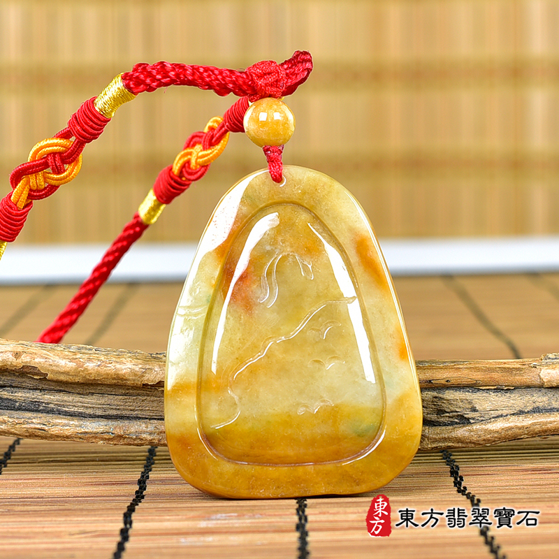 背面翡翠密宗 黃財神項鍊玉珮（密宗 黃財神：密宗 黃財神牌A貨翡翠密宗 黃財神玉珮、緬甸玉密宗 黃財神玉墜）。黃翡翠糯種密宗 黃財神，MG008。客製化訂做各種翡翠密宗 黃財神吊墜玉珮項鍊。★附A貨翡翠雙證書