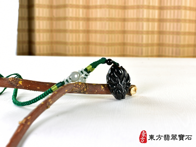 意境-金曜石九尾狐狸項鍊玉珮（九尾狐狸、招財、人緣、桃花，狐仙：九尾狐狸牌金曜石九尾狐狸玉珮、金曜石九尾狐狸玉墜、）。金曜石九尾狐狸，FX064。客製化訂做各種金曜石狐狸吊墜玉珮項鍊。★附東方翡翠寶石保證