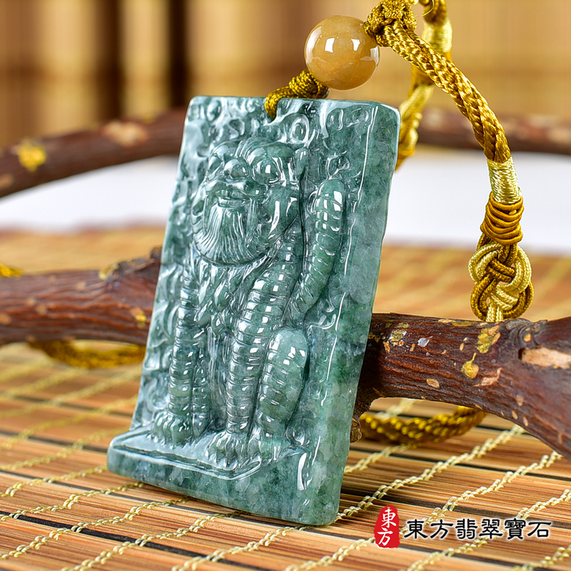 右側翡翠虎項鍊玉珮（虎虎生風：虎牌A貨翡翠虎玉珮、緬甸玉虎玉墜、虎十二生肖項鍊）。TR132。客製化訂做各種翡翠虎吊墜玉珮項鍊。★附A貨翡翠雙證書