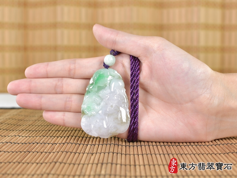 大小-翡翠生肖龍三合六合貴人項鍊玉珮（生肖屬龍，最適合配戴三合六合貴人項鍊，鼠猴雞：龍牌A貨翡翠生肖龍玉珮、緬甸玉生肖龍玉墜、龍十二生肖項鍊）。ZH224。客製化訂做各種翡翠生肖龍吊墜玉珮項鍊。★附A貨翡翠雙證書