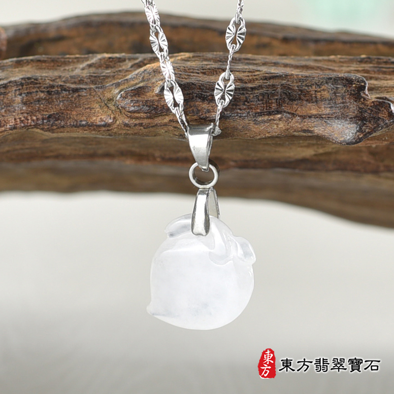 翡翠壽桃項鍊玉珮（福壽雙全：壽桃牌A貨翡翠壽桃玉珮、緬甸玉壽桃玉墜）。透明色冰糯種壽桃，FW362。客製化訂做各種翡翠壽桃吊墜玉珮項鍊。★附A貨翡翠雙證書
