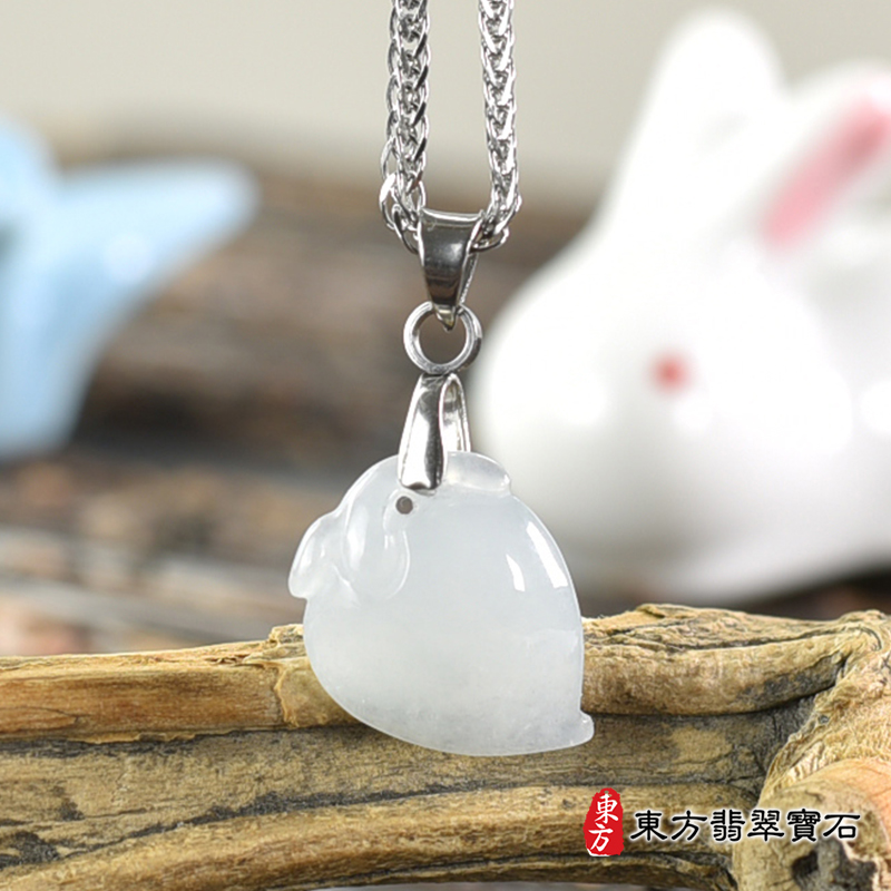 翡翠壽桃項鍊玉珮（福壽雙全：壽桃牌A貨翡翠壽桃玉珮、緬甸玉壽桃玉墜）白色冰糯種壽桃，FW391。化訂做各種翡翠壽桃吊墜玉珮項鍊。★附A貨翡翠雙證書