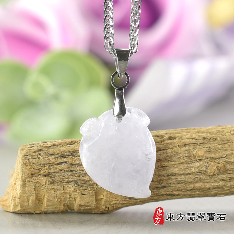 翡翠壽桃項鍊玉珮（福壽雙全：壽桃牌A貨翡翠壽桃玉珮、緬甸玉壽桃玉墜）白色帶點淺紫色冰糯種壽桃，FW399。訂做各種翡翠壽桃吊墜玉珮項鍊。★附A貨翡翠雙證書